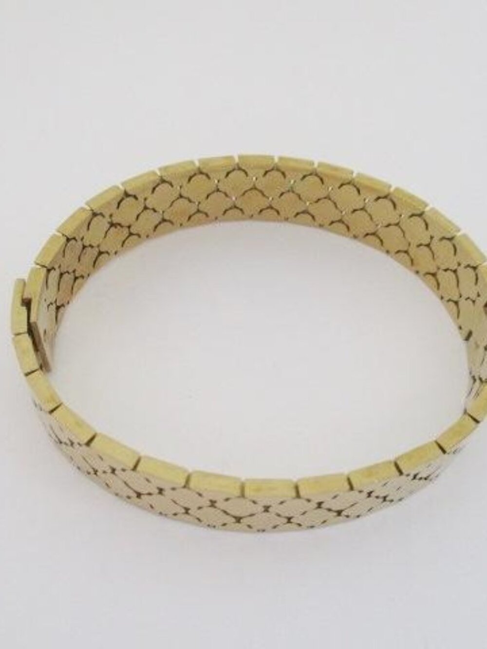 Gold Tone Textured Flexible Stretch Bracelet